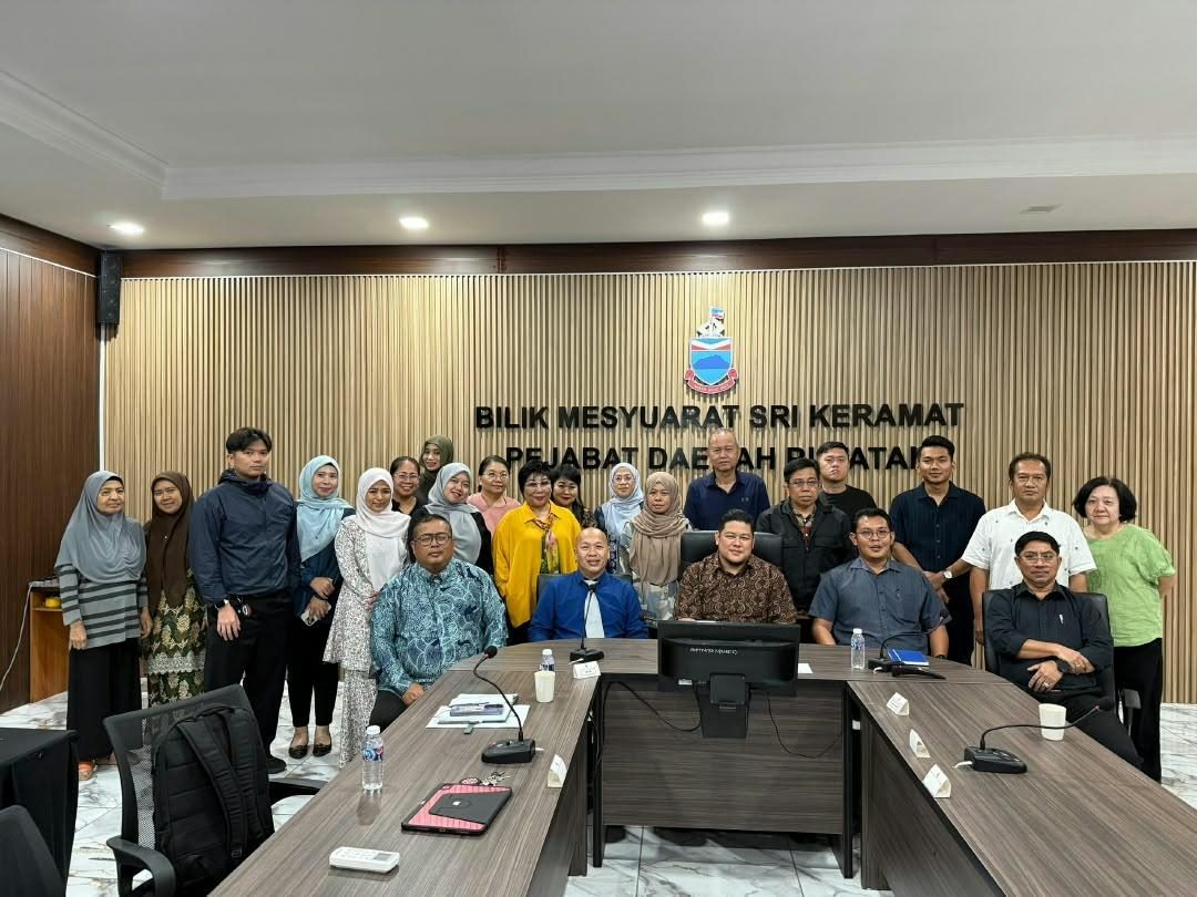 Kursus AI di Bilik Mesyuarat Sri Keramat, Pejabat Daerah Putatan
